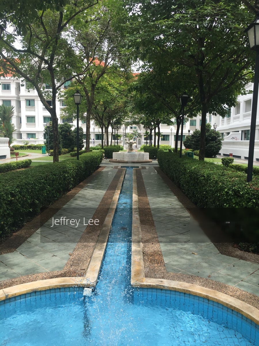 Stratford Court (D16), Condominium #125393912